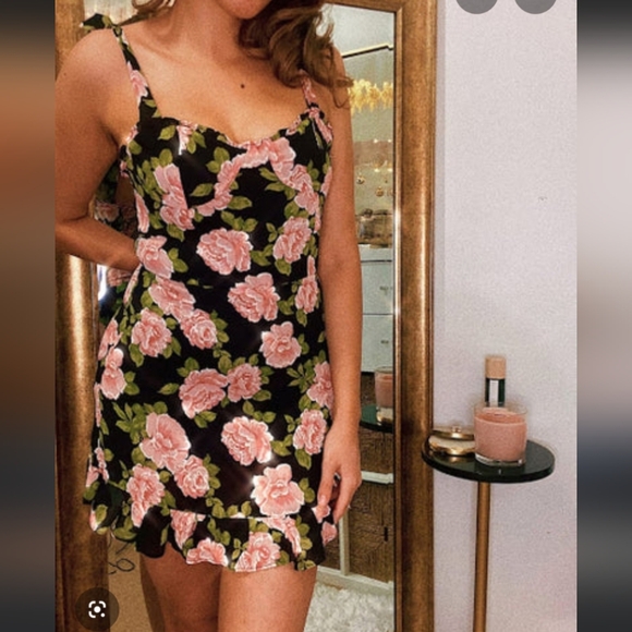 Reformation Dresses & Skirts - Reformation Christine Mini Dress Rosalia